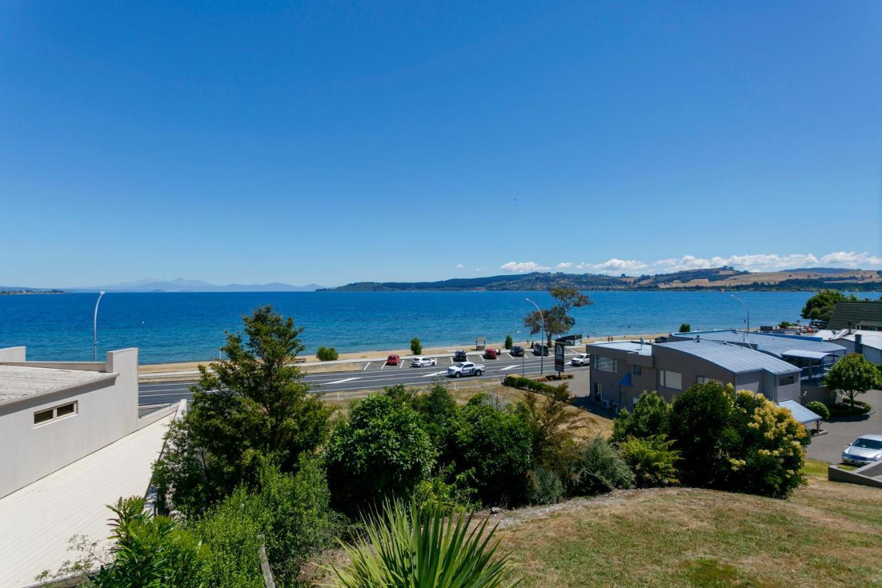 Baycrest Thermal Lodge Taupo Bagian luar foto