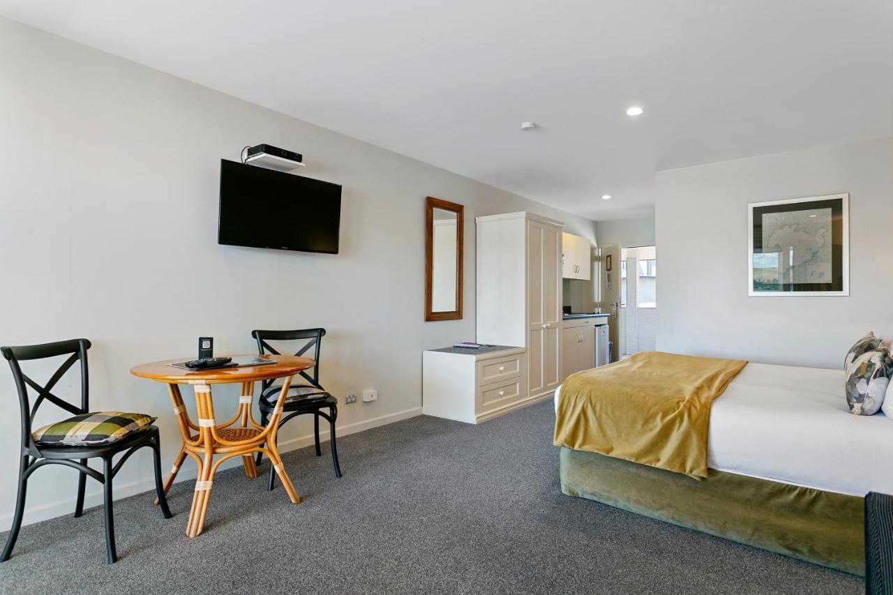 Baycrest Thermal Lodge Taupo Bagian luar foto