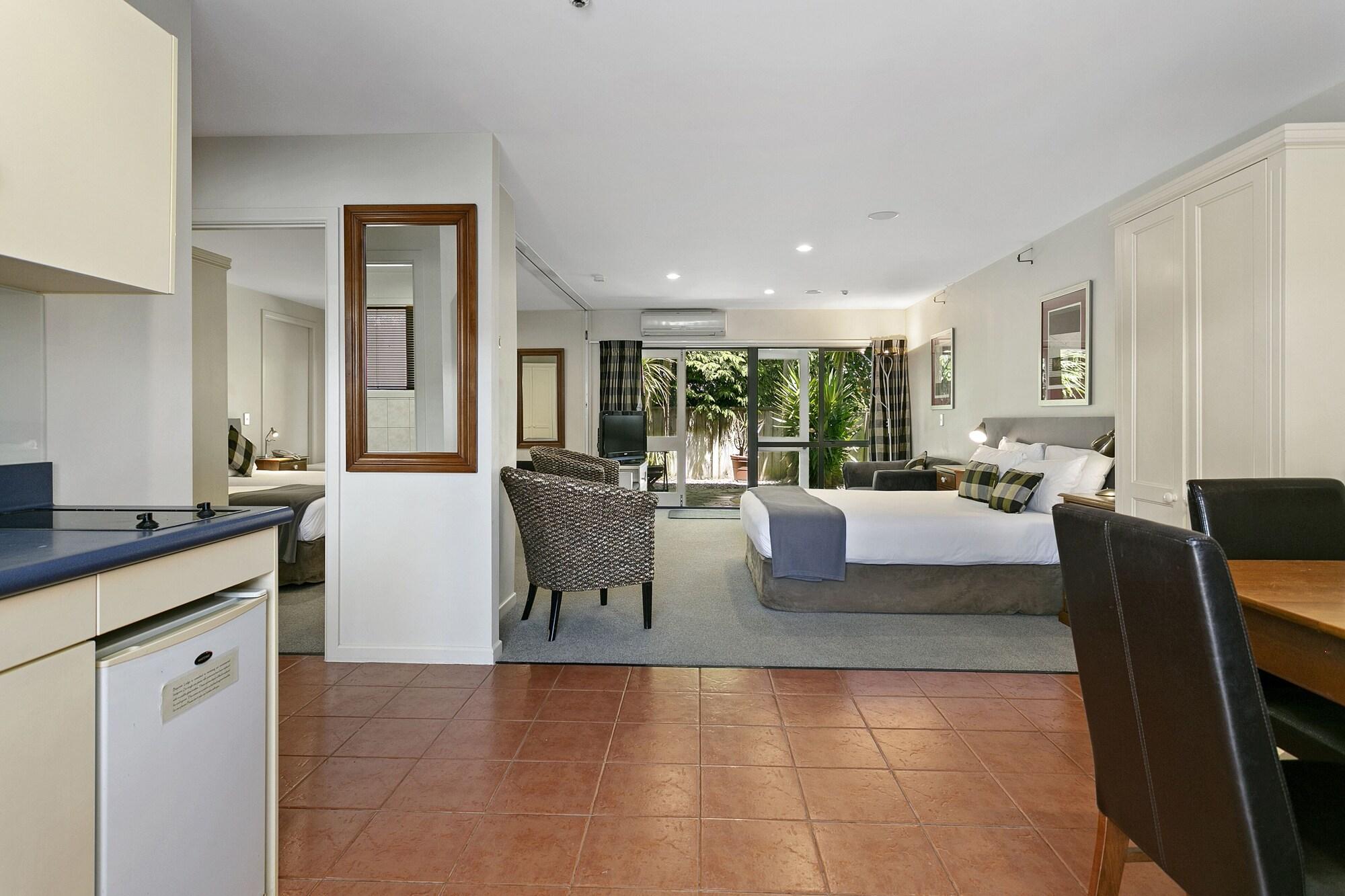 Baycrest Thermal Lodge Taupo Bagian luar foto