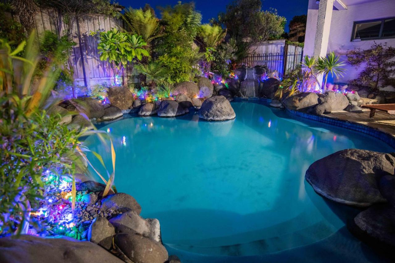 Baycrest Thermal Lodge Taupo Bagian luar foto